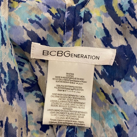 BCBG GENERATION Cardigan - Picture 2 of 3